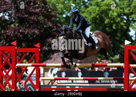 Hassocks, Vereinigtes Königreich, 23. Juni 2023. Das Al-Shira'aa-Hickstead-Derby-Treffen. Große Briten Robert Whitaker in Aktion bei Evert Credit: Rhianna Chadwick/Alamy Live News Stockfoto