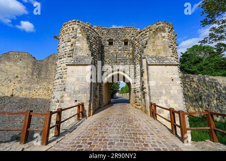 Porte Saint-Jean („Saint-John-Tor“) an den Stadtmauern von Provins, die diese zum Weltkulturerbe gehörende Stadt umgeben, die sich im französischen Departement seine befindet Stockfoto