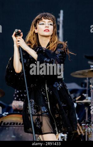 Neapel Italien 21. Juni 2023 Chvrches - Coldplay Eröffnung - live im Diego Armando Maradona Stadion © Andrea Ripamonti / Alamy Stockfoto