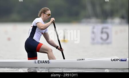 Krakau, Polen. 23. Juni 2023. Kanu Sprint. Europäische Spiele 2023. Kryspinow Waterway. Krakau. Isabel Evans (GBR) im Finale des Kanu-Single 200m für Damen während des Kanu-Sprint-Events bei den Europaspielen 2023 in Krakau, Polen. Kredit: Sport In Pictures/Alamy Live News Stockfoto