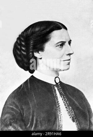 Vereinigte Staaten: c. 1865 Ein Porträt von Krankenschwester, Erzieherin und Gründerin des amerikanischen Roten Kreuzes, Clara Barton, das während des Bürgerkriegs aufgenommen wurde und von ihr autorisiert wurde, als diejenige, an die sie sich erinnern möchte Stockfoto