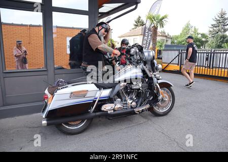 Juni 23. 2023. Budapest, Ungarn Harley-Davidson 120. Jubiläumsfestival. Europas größtes Motorradfestival im Puskás Arena Park der ungarischen Hauptstadt. Kredit: Ilona Barna BIPHOTONEWS/Alamy Live News Stockfoto