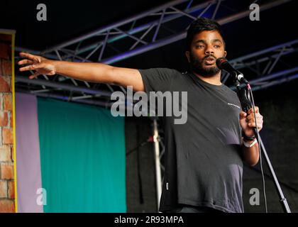 Don Biswas, Stand-up Comedian, Open Air Comedy Gala, Southend-on-Sea, Essex © Clarissa Debenham (Film Free Photography) / Alamy Stockfoto