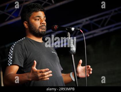 Don Biswas, Stand-up Comedian, Open Air Comedy Gala, Southend-on-Sea, Essex © Clarissa Debenham (Film Free Photography) / Alamy Stockfoto