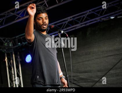 Don Biswas, Stand-up Comedian, Open Air Comedy Gala, Southend-on-Sea, Essex © Clarissa Debenham (Film Free Photography) / Alamy Stockfoto