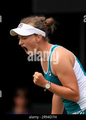 Barbora Krejcikova aus der Tschechischen Republik feiert den sechsten Tag des Rothesay Classic Birmingham im Edgbaston Priory Club, nachdem sie das Halbfinale der Frauen gegen den chinesischen Lin Zhu gewonnen hat. Foto: Samstag, 24. Juni 2023. Stockfoto