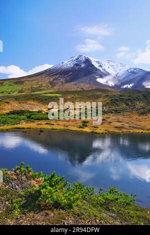 Asahi Dake und Kagami Teich Stockfoto