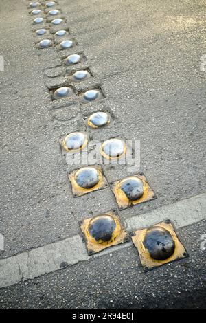 Speed Prevention Themen oder Stollen auf der Straße Playa Del Carmen Yucatan Mexiko Stockfoto