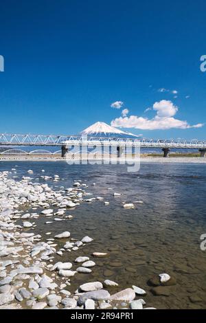 Mt. Fuji, Fuji und Tokaido Shinkansen Stockfoto