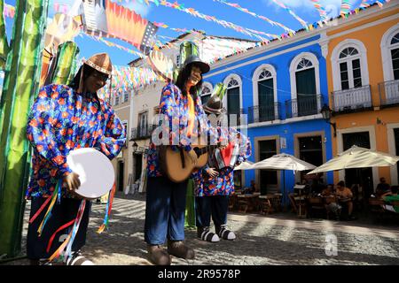 salvador, bahia, brasilien – 23. juni 2023: Dekoration für die Feierlichkeiten von Sao Joao in Pelourinho, dem historischen Zentrum von Salvador. Stockfoto