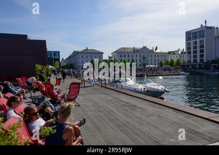 Kopenhagen, Hafen, Die Kissing Treppe, Ofelia Beach // Kopenhagen, Hafen, Die Kissing Treppe, Ofelia Beach Stockfoto