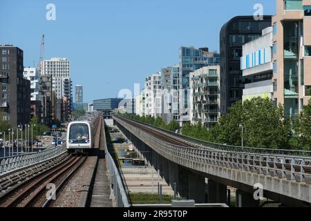 Kopenhagen, Stadtentwicklungsgebiet Ørestad, Metro // Kopenhagen, Stadtentwicklungsgebiet Ørestad, Metro Stockfoto