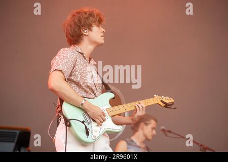 Wien, Österreich. 24. Juni 2023 Österreichischer Sänger Julian Le Play auf der Hauptbühne des „Donauinselfests“ 40. mit seinen bekanntesten Songs. ©Andreas Stroh Stockfoto