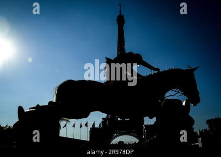 Paris, Frankreich. 24. Juni 2023. Illustration während des Longines Paris Eiffel Jumping 2023, Longines Global Champions Tour, Reitveranstaltung am 24. Juni 2023 im Champ de Mars in Paris, Frankreich - Foto Matthieu Mirville/DPPI Credit: DPPI Media/Alamy Live News Stockfoto