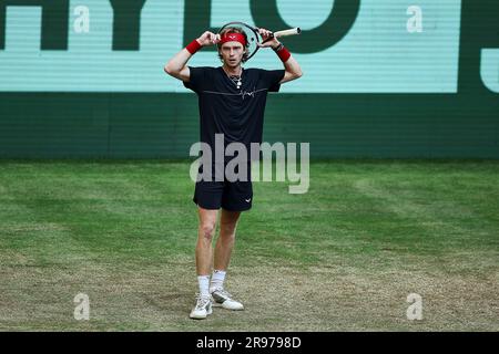 Halle, Westfalen, Deutschland. 24. Juni 2023. ANDREY RUBLEV in Aktion während der Terra Wortmann Open in der Owl Arena (Kreditbild: © Mathias Schulz/ZUMA Press Wire) NUR REDAKTIONELLE VERWENDUNG! Nicht für den kommerziellen GEBRAUCH! Stockfoto