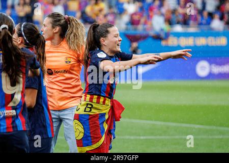 BARCELONA – APR 30: Claudia Pina feiert den Sieg beim Spiel der Primera Division Femenina zwischen dem FC Barcelona und Sporting de Huelva im Joha Stockfoto