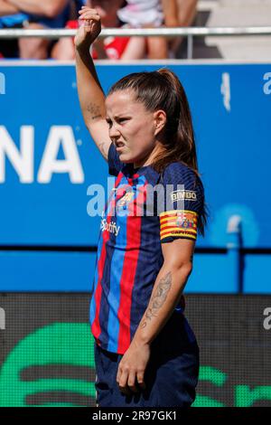 BARCELONA – APR 30: Claudia Pina in Aktion während des Spiels der Primera Division Femenina zwischen dem FC Barcelona und Sporting de Huelva im Johan Cruyff Stockfoto