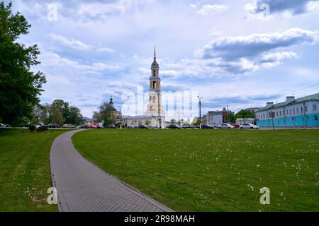 Kolomna, Russland - 30. Mai 2023: Glockenturm auf dem Platz Kolomna Stockfoto