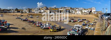 Sonniges St. Ives im Oktober Stockfoto