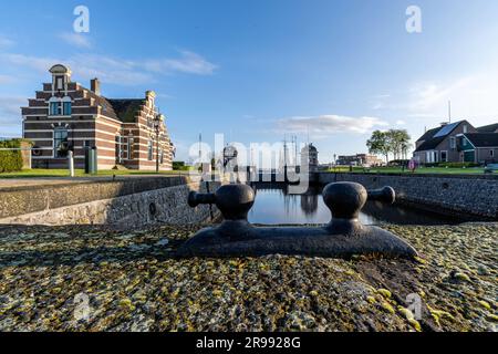Historisches Lemstersluis, ein Fallschloss in Lemmer, Niederlande Stockfoto