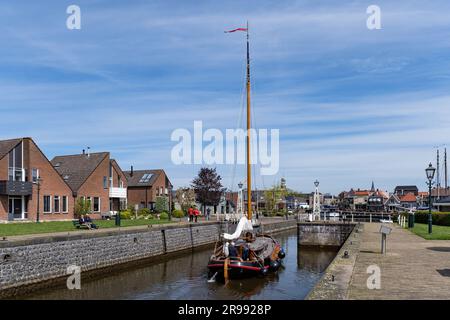 Historisches Lemstersluis, ein Fallschloss in Lemmer, Niederlande Stockfoto