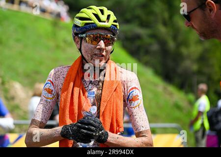 Krakau, Polen. 25. Juni 2023. KRAKAU, POLEN - JUNI 25: Lotte Koopmans der Niederlande nach einem Radfahren mit dem Mountainbike - Women's Cross-Country am 5. Tag der Europaspiele am 25. Juni 2023 in Krakau, Polen. (Foto: Pablo Morano/BSR Agency) Kredit: BSR Agency/Alamy Live News Stockfoto