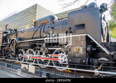 Tokio Japan 11. 2023. März: Der D51-231-Zug im National Museum of Nature and Science. Eine Art 2-8-2 Dampflokomotive, gebaut von Japan Stockfoto