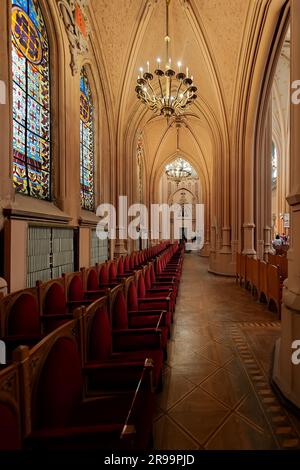 Das Innere des St. Nicholas römisch-katholische Kathedrale, Haus der Orgel- und Kammermusik in Kiew, Ukraine vor dem Unfall Stockfoto