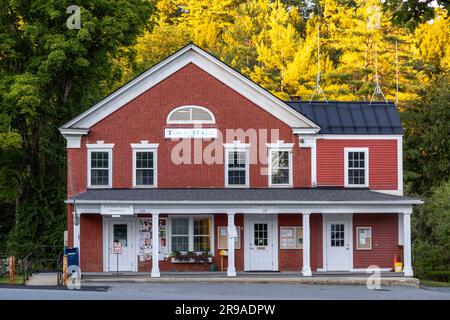 Town Hall und Tiny Post Office in Rural Area, Grafton, Vermont, USA Stockfoto