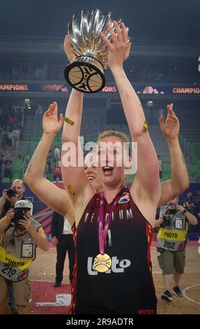 Ljubljana, Slowenien. 25. Juni 2023. Die belgische Emma Meesseman feiert das Finale des Basketballspiels zwischen der belgischen Nationalmannschaft „die belgischen Katzen“ und Spanien am Sonntag, den 25. Juni 2023 in Ljubljana, Slowenien, bei der FIBA Women EuroBasket 2023 Europameisterschaft in Israel und Slowenien. Es ist das erste Finale überhaupt für Belgien. BELGA PHOTO VIRGINIE LEFOUR Kredit: Belga News Agency/Alamy Live News Stockfoto