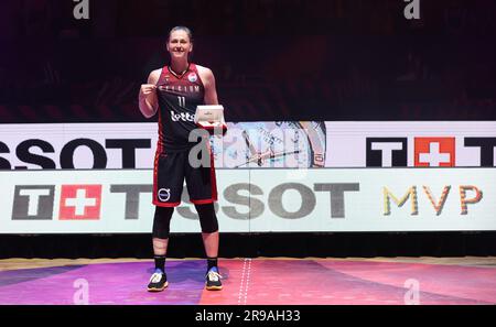 Ljubljana, Slowenien. 25. Juni 2023. Die belgische Emma Meesseman wurde nach dem letzten Basketballspiel zwischen der belgischen Nationalmannschaft "die belgischen Katzen" und Spanien am Sonntag, den 25. Juni 2023, in Ljubljana, Slowenien, bei der FIBA Women EuroBasket 2023 Europameisterschaft in Israel und Slowenien abgebildet. Es ist das erste Finale überhaupt für Belgien. BELGA PHOTO VIRGINIE LEFOUR Kredit: Belga News Agency/Alamy Live News Stockfoto
