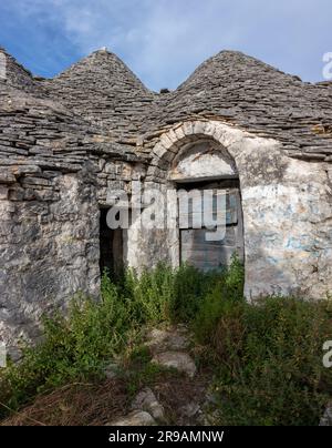 Typische traditionelle Steinhäuser in Arberobello, Italien Stockfoto