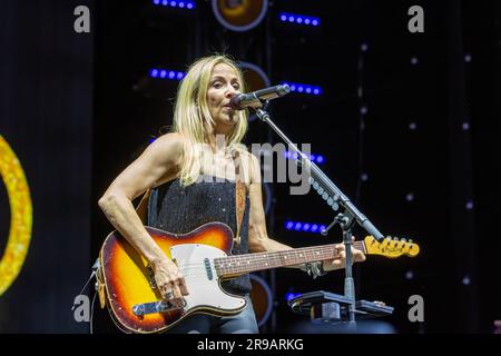 Milwaukee, USA. 24. Juni 2023. Sheryl Crow beim Summerfest Music Festival am 24. Juni 2023 in Milwaukee, Wisconsin (Foto: Daniel DeSlover/Sipa USA). Guthaben: SIPA USA/Alamy Live News Stockfoto