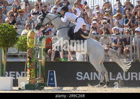 Paris, Frankreich. 25. Juni 2023. Jessica Springsteen nimmt am 25. Juni 2023 am Paris Eiffel Jumping 2023 in Paris, Frankreich, Teil. Foto: Laurent Zabulon/ABACAPRESS.COM Kredit: Abaca Press/Alamy Live News Stockfoto