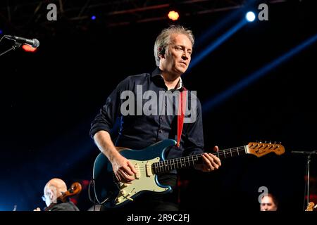 Roma, Israel. 25. Juni 2023. Richard Barrett während der Tour Tony Hadley dreht sich um SIE - mit DER FABELHAFTEN TH-BAND im Teatro Romano di Ostia Antica am 25. juni 2023 in Rom, Italien. (Foto: Domenico Cippitelli/NurPhoto) Kredit: NurPhoto SRL/Alamy Live News Stockfoto