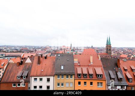 Die bayerische Stadt Nürnberg aus der Vogelperspektive. Stockfoto