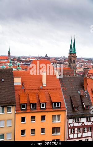 Nürnberg - 28. DEZ. 2021: Luftaufnahme der bayerischen Stadt Nürnberg. Stockfoto