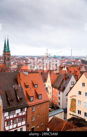 Nürnberg - 28. DEZ. 2021: Luftaufnahme der bayerischen Stadt Nürnberg. Stockfoto