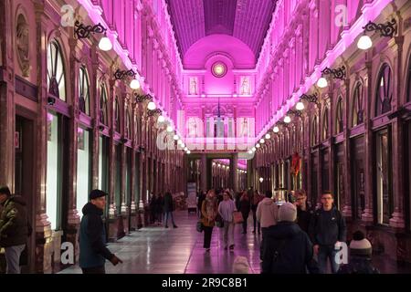 Galerie de la reine / Koninginnegalerij (Königsgalerie) in Galeries Royales Saint-Hubert / Koninklijke Sint-Hubertusgalerijen (Royal Saint-Hubert GA Stockfoto