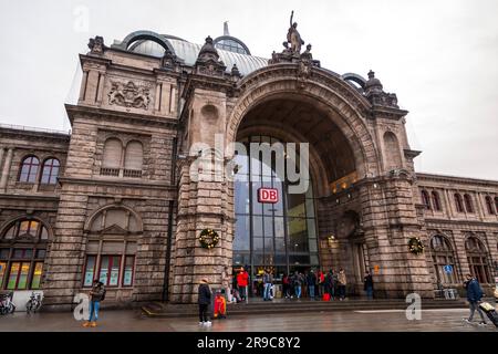 Nürnberg, Deutschland - 28. DEZEMBER 2021: Nürnberg Hauptbahnhof, Nürnberg Hauptbahnhof ist der Hauptbahnhof in Nürnberg. Es ist die Lara Stockfoto