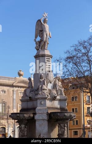 Barcelona, Spanien - 10. FEBRUAR 2022: Das Denkmal des Marquis von Campo Sagrado oder Genio Catala ist ein monumentaler Brunnen mit Skulpturen, der sich im befindet Stockfoto