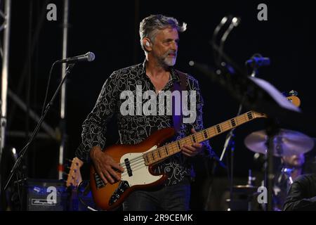 Phil Williams während der Tour Tony Hadley dreht sich um SIE - mit DER FABELHAFTEN TH-BAND im Teatro Romano di Ostia Antica, 35. Juni 2023, Rom, Italien. Stockfoto