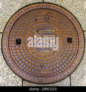 Schachtabdeckung Sachsen, Deutschland Stockfoto