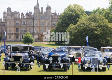 Jährliche Rally & Concours d'Elegance von Rolls-Royce und Bentley Cars im Burghley House Stockfoto