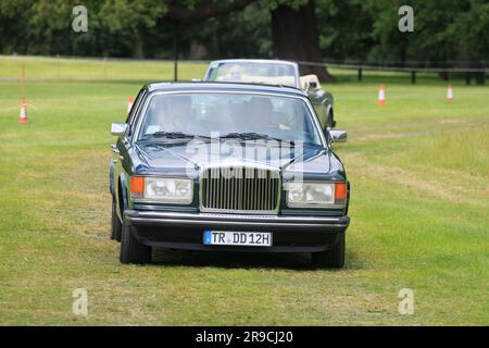 Jährliche Rally & Concours d'Elegance von Rolls-Royce und Bentley Cars im Burghley House Stockfoto