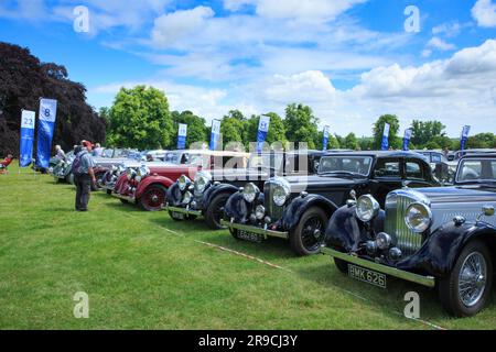 Jährliche Rally & Concours d'Elegance von Rolls-Royce und Bentley Cars im Burghley House Stockfoto