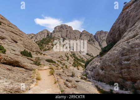 Die Estrets of Arnes im Naturpark Ports, der sich in der Sierra de los Puertos de Beceite und Tortosa befindet und sich südlich von Tarragona, Ter, erstreckt Stockfoto