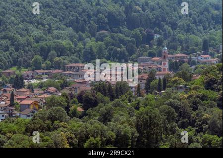 Panoramablick auf Besano, Varese, Italien Stockfoto