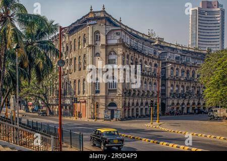 02 18 2007 Vintage Botawala-Gebäude am Sonntagmorgen am Horniman Circle und Börsengebäude Fort Mumbai Maharashtra Indien.Asien. Stockfoto