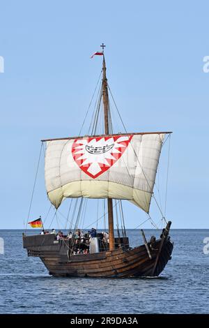 Historisches HANSE KOGGE im Kiel Fjord Stockfoto